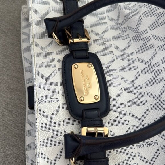 Michael Kors MK Monogram Satchel with Chain Strap Detail - Picture 5 of 12